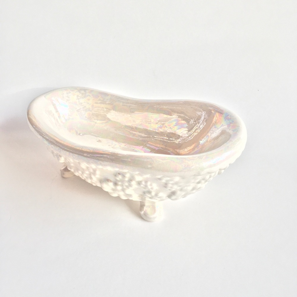 1975 Arnel’s Pottery Oil Slicked soap dish
